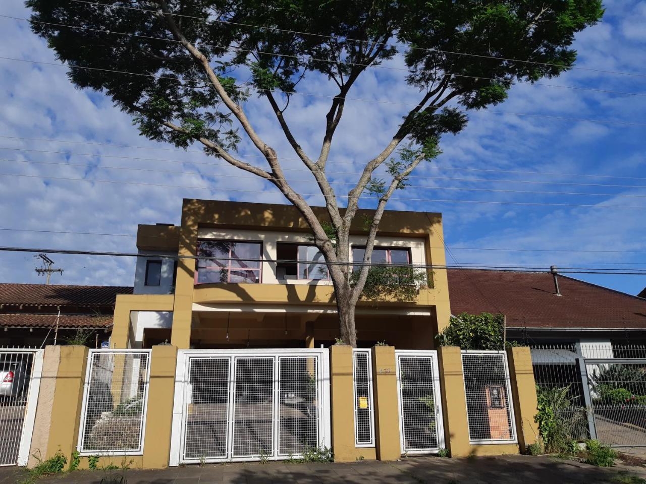 Hostel Casa Grande Porto Alegre Exterior photo
